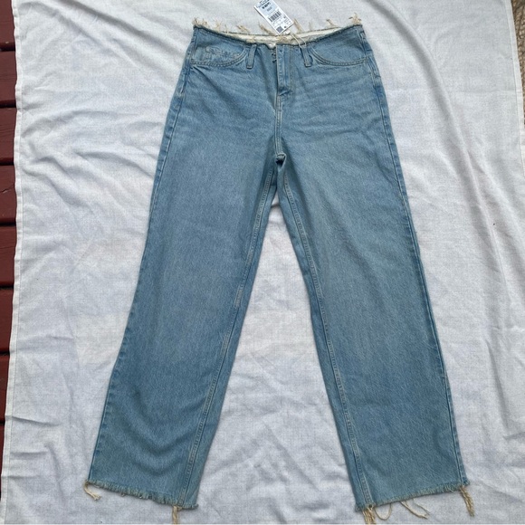 NWT MANGO Jeans Women’s Size 6 Vintage Light Wash Grunge - Picture 7 of 9